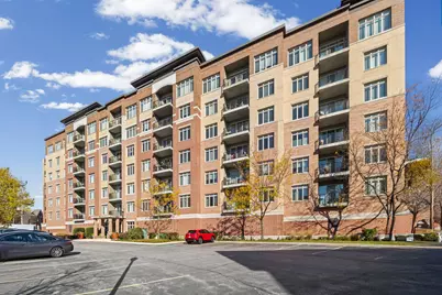1199 E Port Clinton Road #601, Vernon Hills, IL 60061 - Photo 1