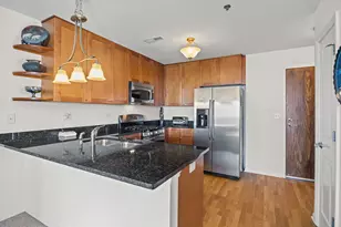 1199 E Port Clinton Rd, Vernon Hills, IL 60061 - Photo 3