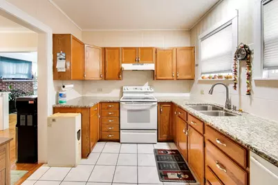 8723 Callie Avenue, Morton Grove, IL 60053 - Photo 9