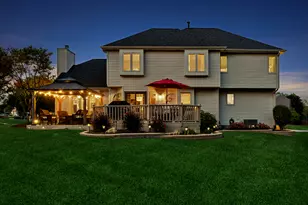 717 Clarendon Ln, Aurora, IL 60504 - Photo 33