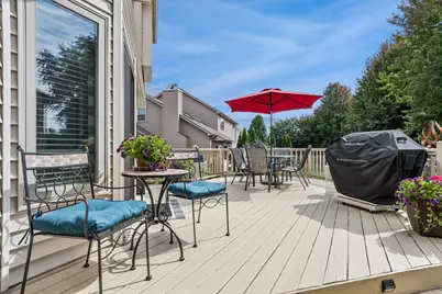 717 Clarendon Lane, Aurora, IL 60504 - Photo 29