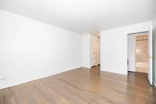 2201 N Cleveland Ave, Chicago, IL 60614 - Photo 13