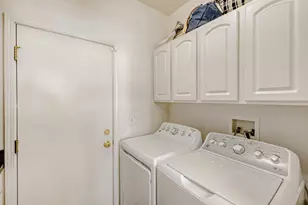 34182 N Wineberry Ln, Round Lake, IL 60073 - Photo 13