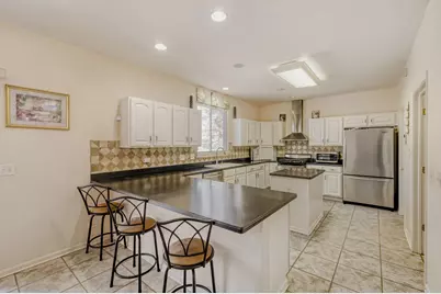 34182 N Wineberry Lane, Round Lake, IL 60073 - Photo 9