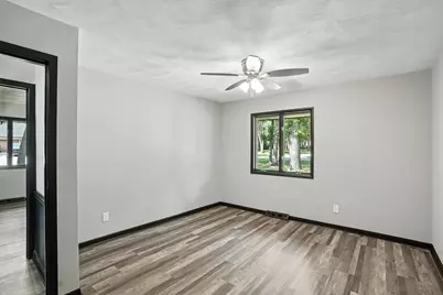 2711 Edgewood Drive, Dyer, IN 46311 - Photo 29