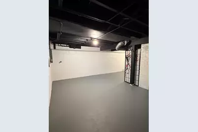 349 W Illinois Avenue, Aurora, IL 60506 - Photo 9