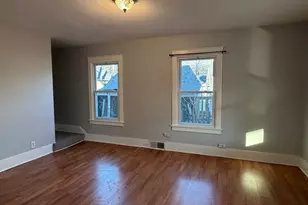 349 W Illinois Ave, Aurora, IL 60506 - Photo 3