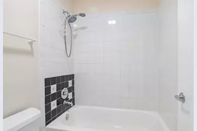 682 Claridge Circle, Hoffman Estates, IL 60169 - Photo 31