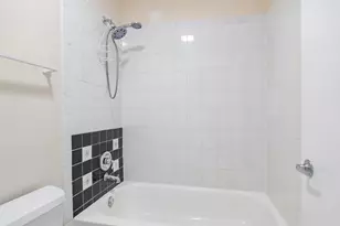 682 Claridge Cir, Hoffman Estates, IL 60169 - Photo 31