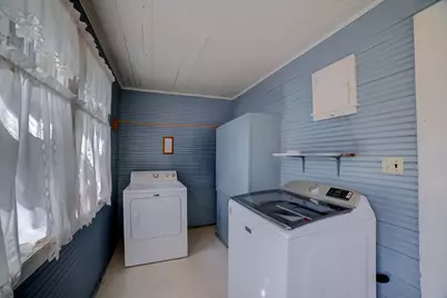454 S 5th Street, Watseka, IL 60970 - Photo 39