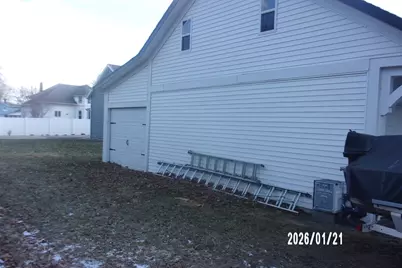 454 S 5th Street, Watseka, IL 60970 - Photo 11