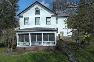 454 S 5th St, Watseka, IL 60970 - Photo 3