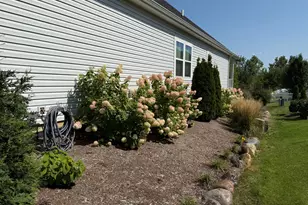 1873 White Lake Dr, Antioch, IL 60002 - Photo 27