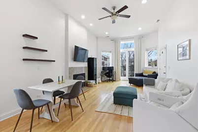 2038 W Iowa Street #3E, Chicago, IL 60622 - Photo 3