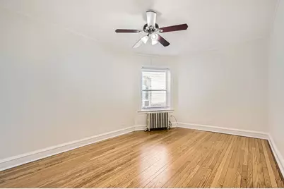 6431 N Campbell Avenue, Chicago, IL 60645 - Photo 17