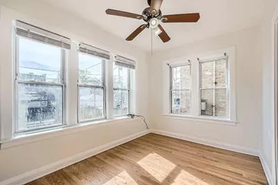 6431 N Campbell Avenue, Chicago, IL 60645 - Photo 19