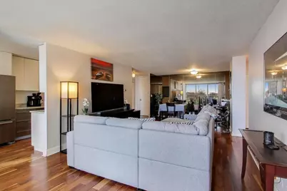 3150 N Sheridan Road #4B, Chicago, IL 60657 - Photo 5