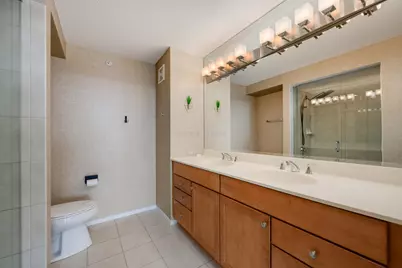 9655 Woods Drive #1102, Skokie, IL 60077 - Photo 13