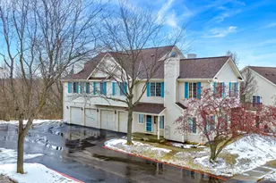 530 Foxridge Dr, Fox Lake, IL 60020 - Photo 1