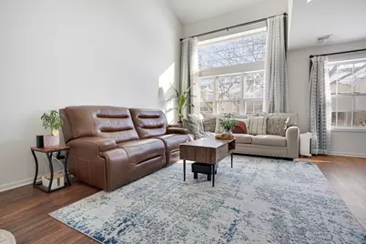 143 Sussex Court, Roselle, IL 60172 - Photo 13