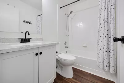 143 Sussex Court, Roselle, IL 60172 - Photo 21
