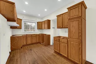 831 W North St, Hinsdale, IL 60521 - Photo 9