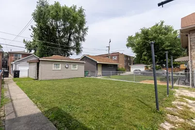 2802 Cuyler Avenue, Berwyn, IL 60402 - Photo 17
