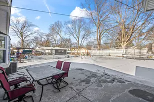 2212 Fulle St, Rolling Meadows, IL 60008 - Photo 19