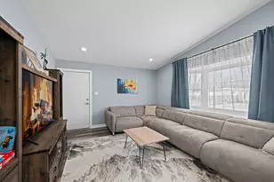 2212 Fulle St, Rolling Meadows, IL 60008 - Photo 13