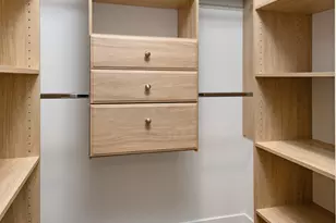 2650 N Lakeview Ave, Chicago, IL 60614 - Photo 11