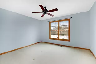 733 Wind Energy Pass, Batavia, IL 60510 - Photo 17