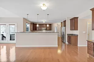 426 Kingfisher Rd, Bartlett, IL 60103 - Photo 13