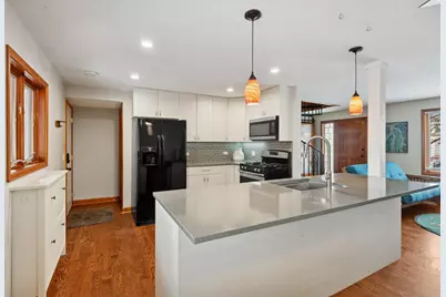 1811 Hartrey Avenue, Evanston, IL 60201 - Photo 7