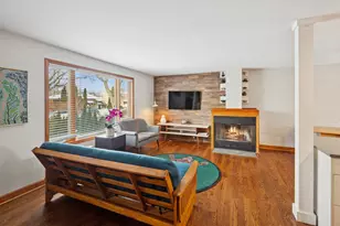 1811 Hartrey Ave, Evanston, IL 60201 - Photo 5