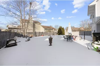 1300 Chatsworth Lane, Hoffman Estates, IL 60169 - Photo 25