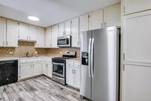 1049 W Ogden Ave, Naperville, IL 60563 - Photo 9