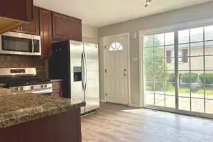 529 E 166th Pl, South Holland, IL 60473 - Photo 11