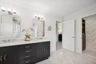 [Address not provided], Hinsdale, IL 60521 - Photo 17