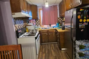 4241 Ruby St, Schiller Park, IL 60176 - Photo 9