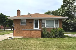 664 E 142nd St, Dolton, IL 60419 - Photo 1