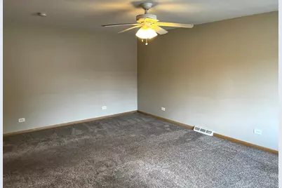 664 E 142nd Street, Dolton, IL 60419 - Photo 3