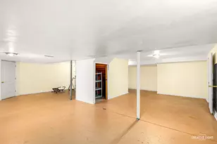 401 Foxborough Trail, Bolingbrook, IL 60440 - Photo 33