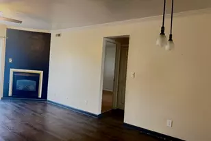 1942 Tall Oaks Dr, Aurora, IL 60505 - Photo 3