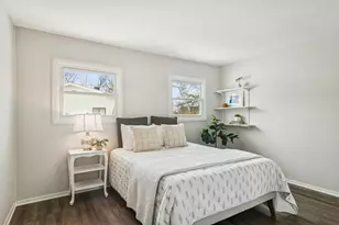 11 Crestview Terrace, Buffalo Grove, IL 60089 - Photo 11