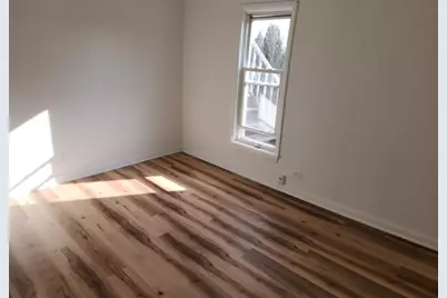 264 N Jackson Street #1, Elgin, IL 60123 - Photo 3