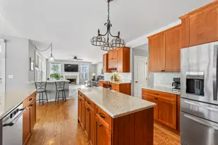 1575 Old Forge Rd, Bartlett, IL 60103 - Photo 17