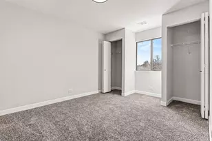 1051 Driftwood Ct, Wheeling, IL 60090 - Photo 11