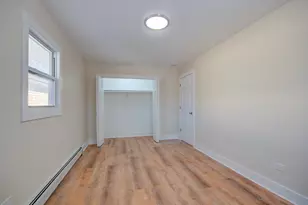 18634 Bernadine St, Lansing, IL 60438 - Photo 9