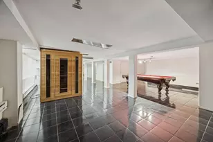 138 Clinton Ave, Oak Park, IL 60302 - Photo 9