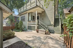 138 Clinton Ave, Oak Park, IL 60302 - Photo 13